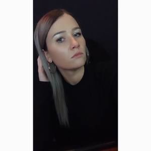 Meet your Posher, Brittney